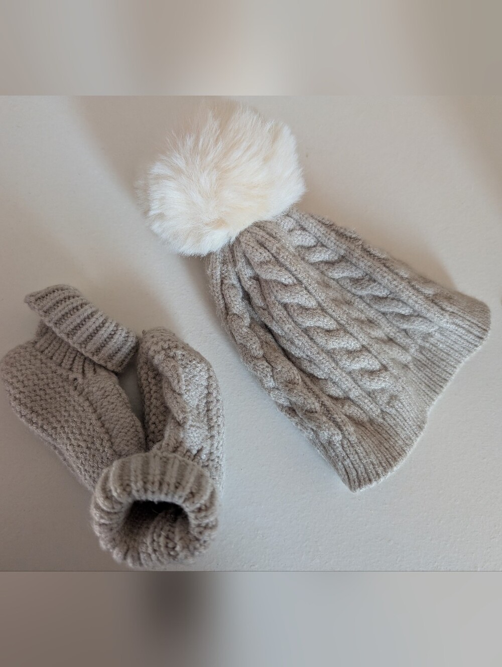 Baby Cable Knit Pom Beanie and Booties Set - Gray